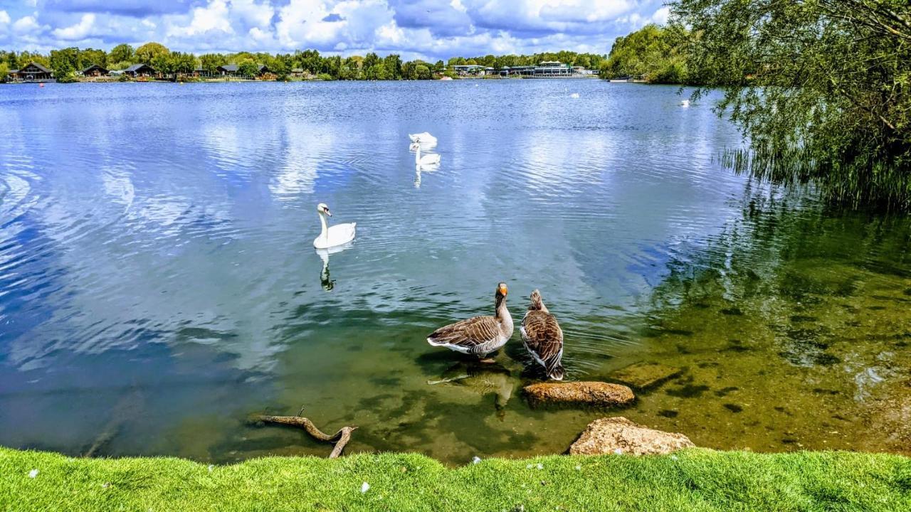 Готель Tattershall Lakes - Merlin Point Екстер'єр фото